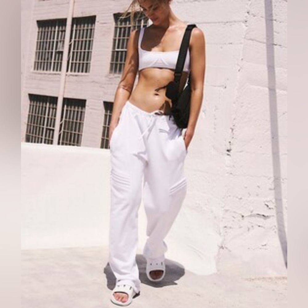 NWOT Free People Movement, Best Of Straight-Leg Pants, Small in White